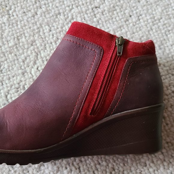 Keen Wedge Zip Boot Size 9.5 BNIB - Picture 5 of 6